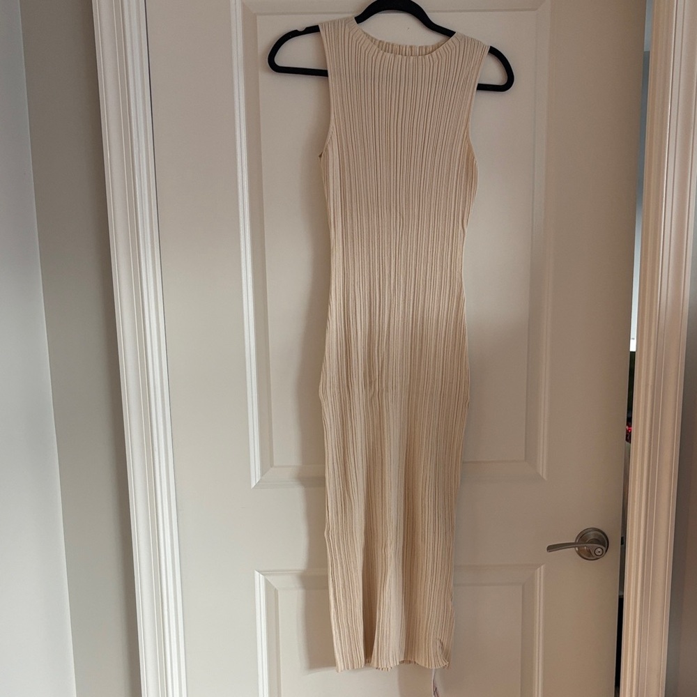 Sleeveless Cream Ribbed Dress